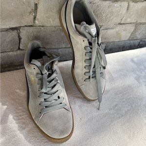 Puma Gray Men's Sneakers with Gum Sole